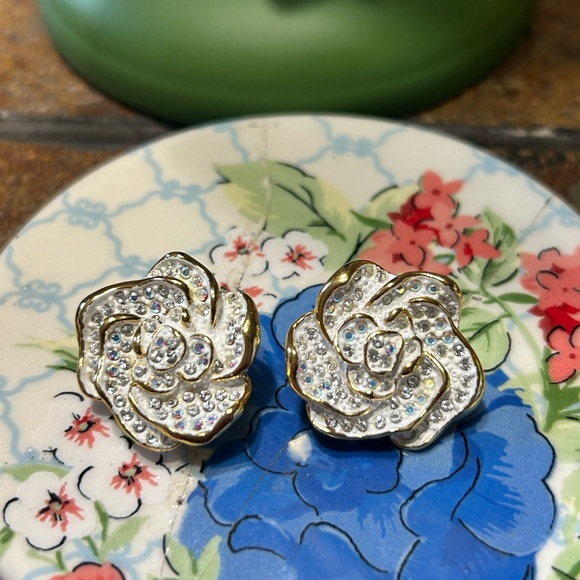 Joan Rivers Jewelry - Joan Rivers Vintage Goldtone Earrings with White Enamel and Swarovski Crystals